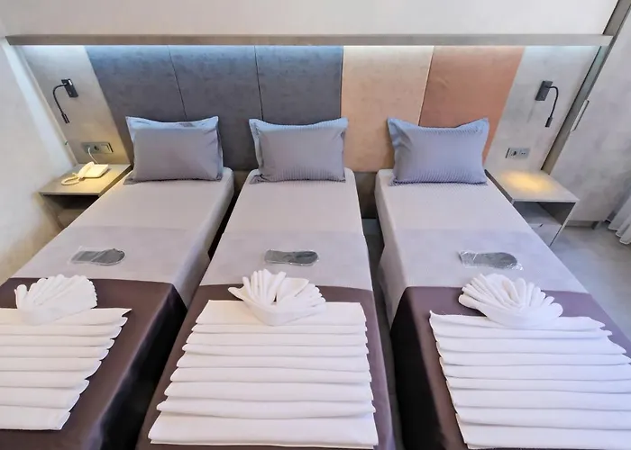 Hotel The Queen 5*