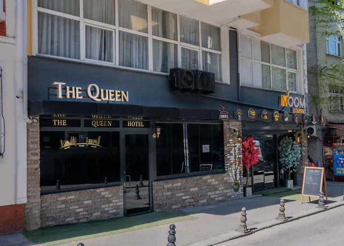 The Queen Hotel 5*