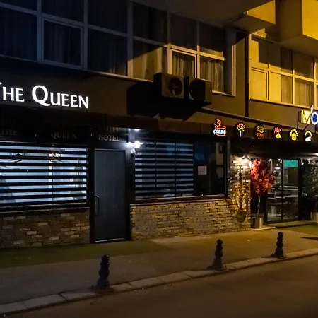 Hotel The Queen