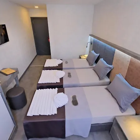 Hotel The Queen Estambul