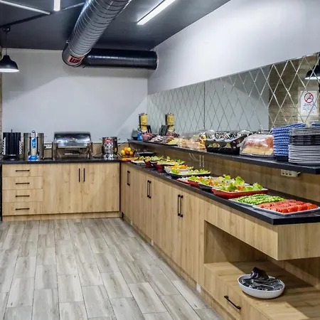 The Queen 5* İstanbul